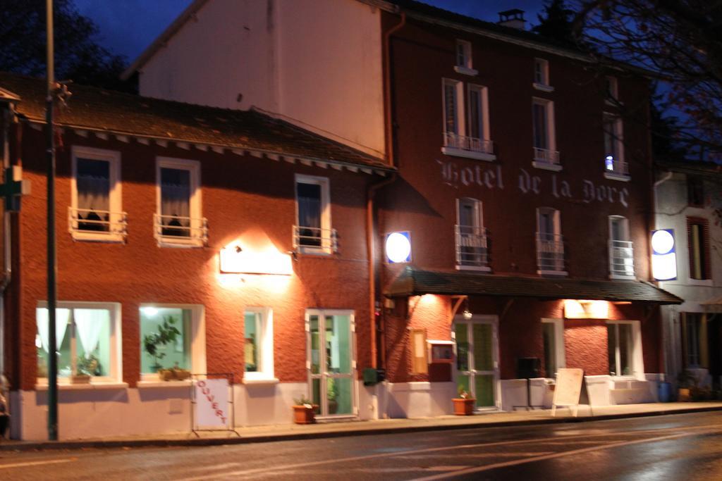 Logis Hotel Restaurant De La Dore Vertolaye Eksteriør bilde